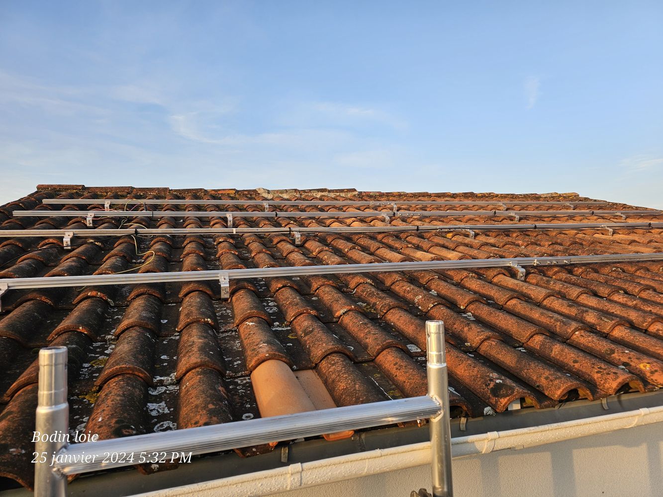 étude avec logiciel de la structure accueillant les panneaux solaires